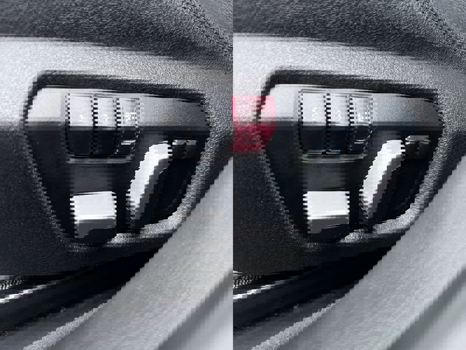 Used 2018 BMW 330i xDrive Sedan image 18