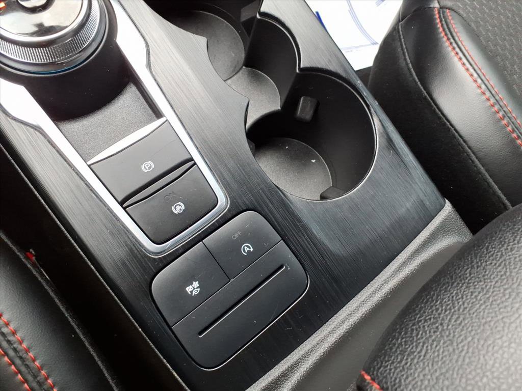 Used 2025 Ford Escape ST-Line Select image 24