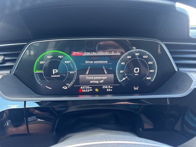 Used 2021 Audi e-tron Premium w/ Convenience Plus Package image 24