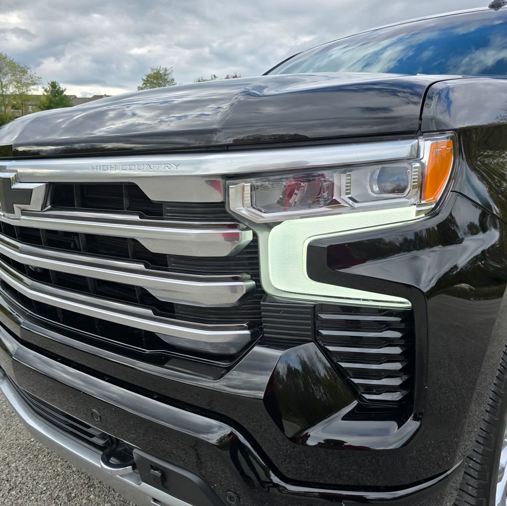 Used 2024 Chevrolet Silverado 1500 High Country w/ High Country Premium Package image 54