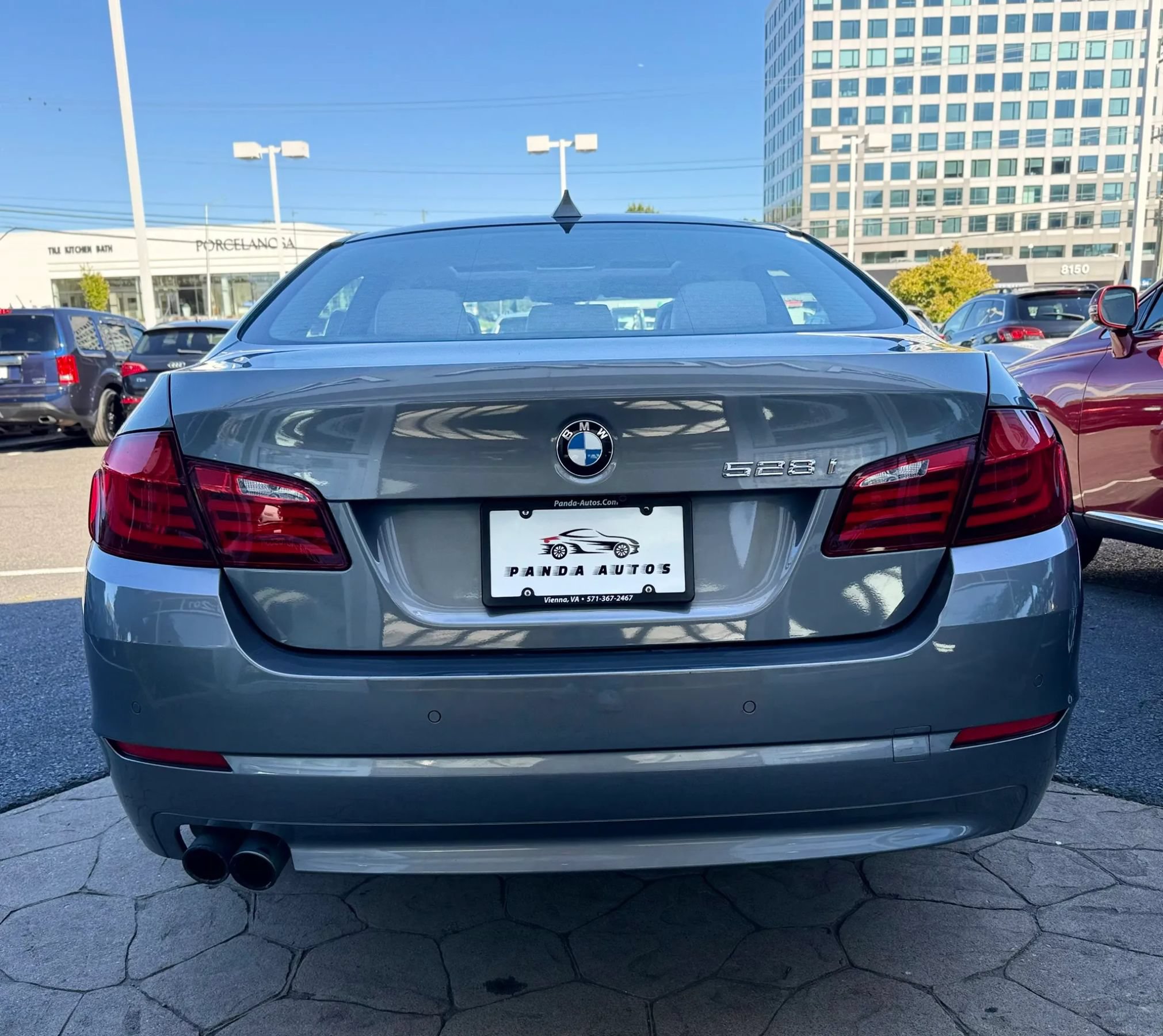 Used 2013 BMW 528i Sedan RWD image 6