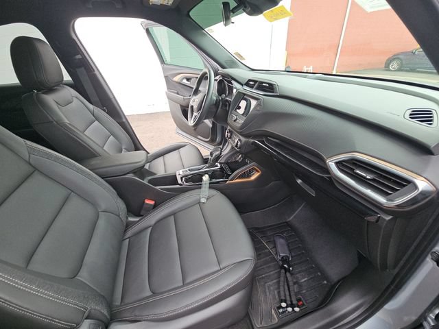 Used 2023 Chevrolet TrailBlazer ACTIV FWD image 32