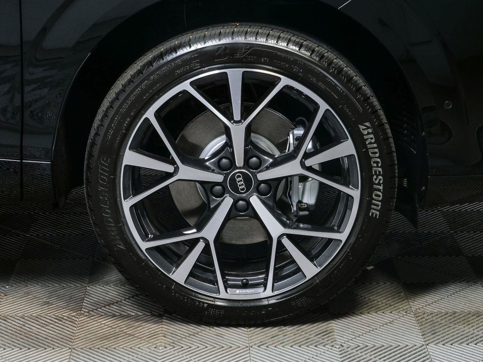New 2026 Audi Q3 quattro 2.0T AWD/4WD image 39
