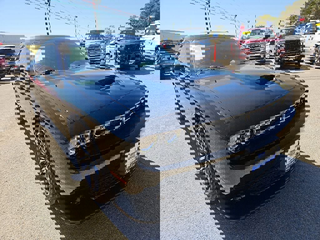 Used 2023 Dodge Challenger R/T image 11