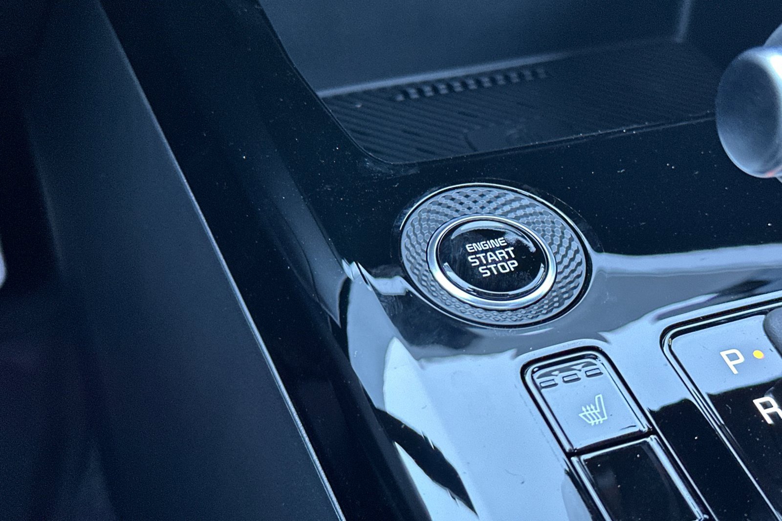 New 2025 Kia Niro EX Touring image 19