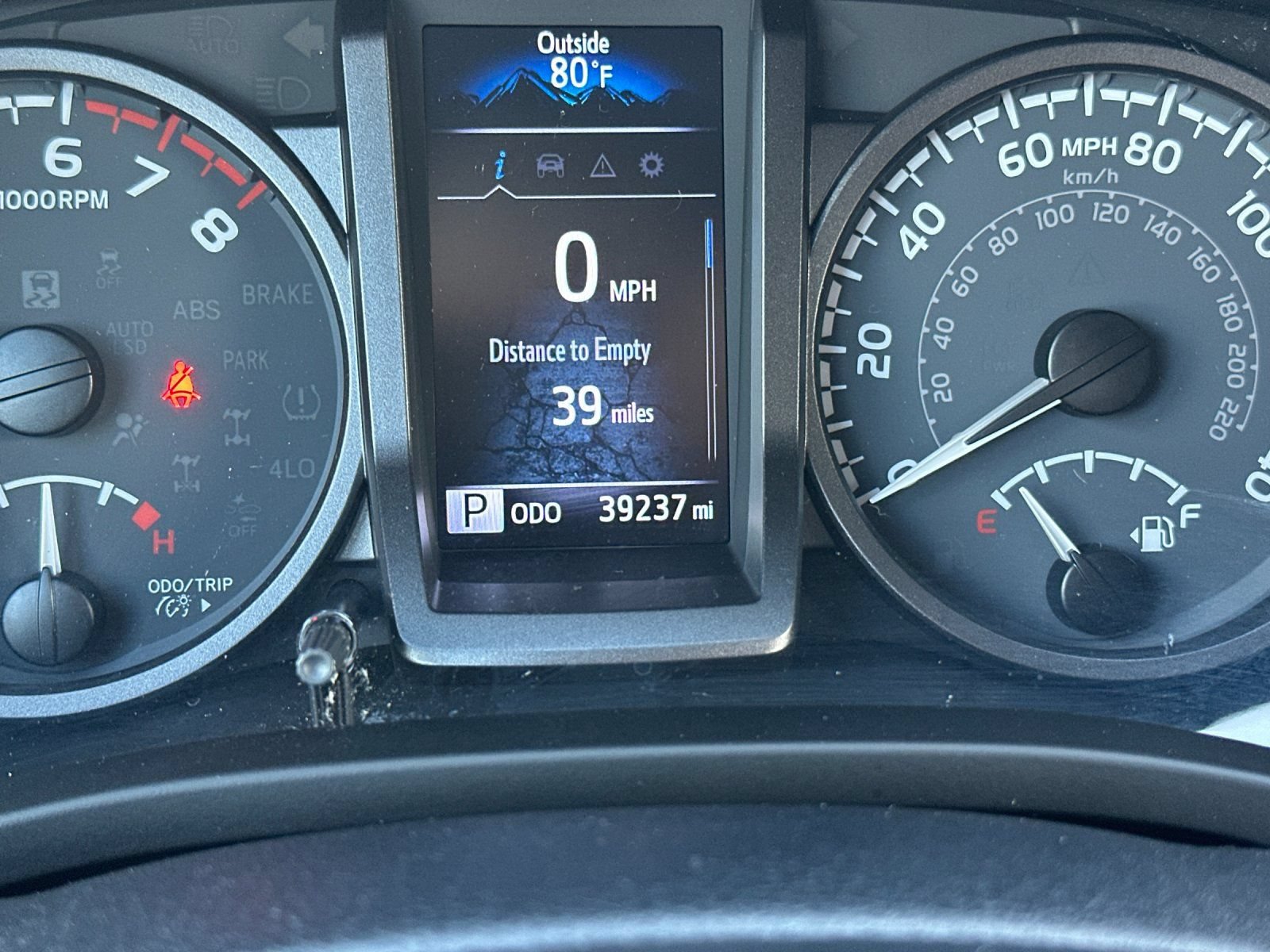 Used 2021 Toyota Tacoma TRD Sport AWD/4WD image 25