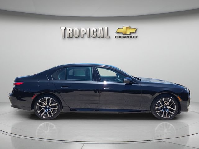 Used 2023 BMW 740i RWD image 6