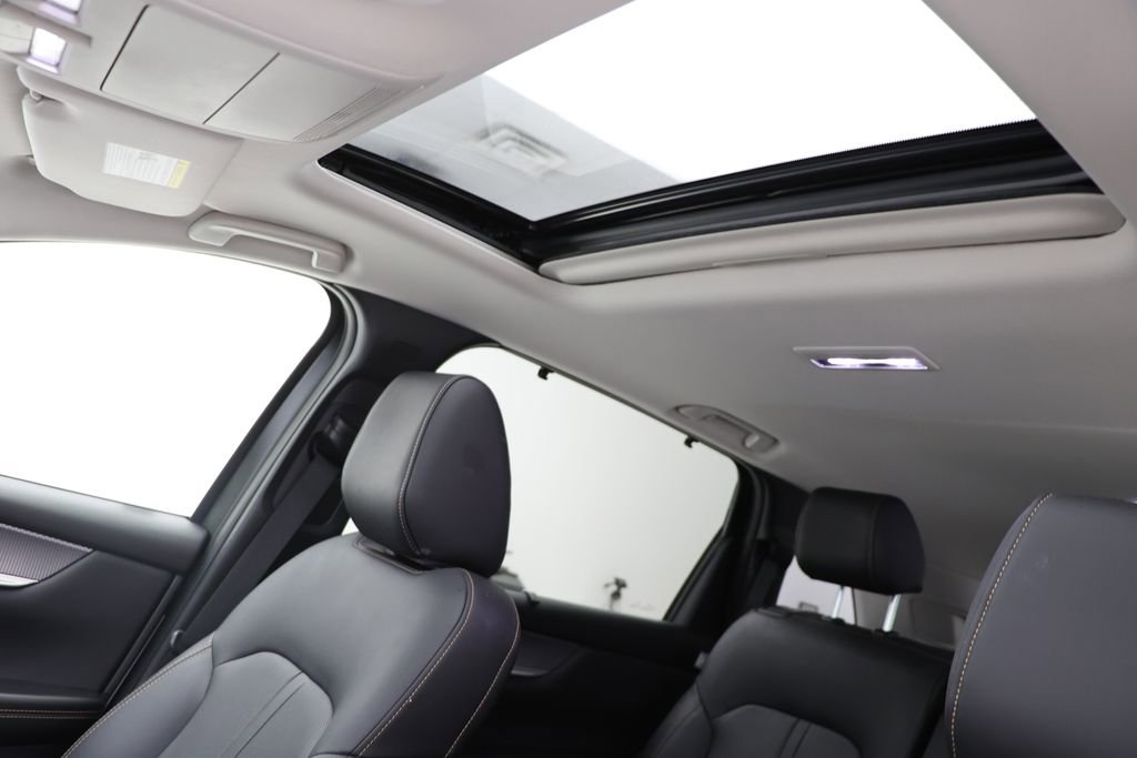 Used 2024 MAZDA CX-90 3.3 Turbo w/ Preferred Plus AWD/4WD image 16