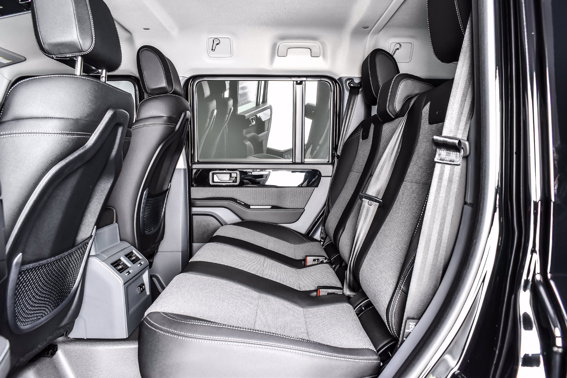 New 2026 INEOS Grenadier Station Wagon AWD/4WD image 16
