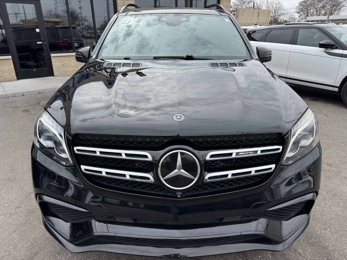 Used 2019 Mercedes-Benz GLS 63 AMG 4MATIC w/ AMG Night Styling Package image 2