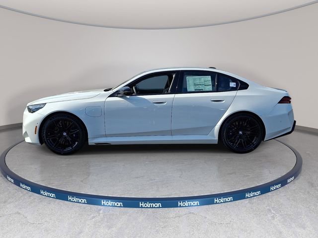 New 2026 BMW M5 w/ Executive Package image 7