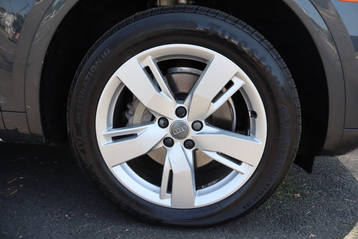 Used 2018 Audi Q5 2.0T Premium Plus w/ Premium Plus Package AWD/4WD image 45