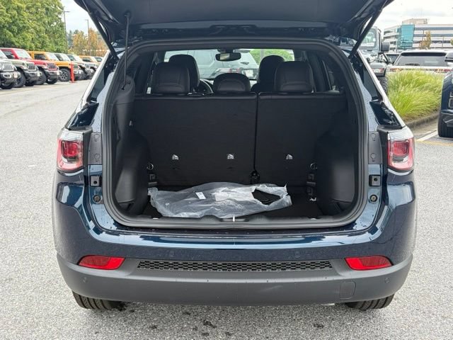 New 2026 Jeep Compass Limited AWD/4WD image 7