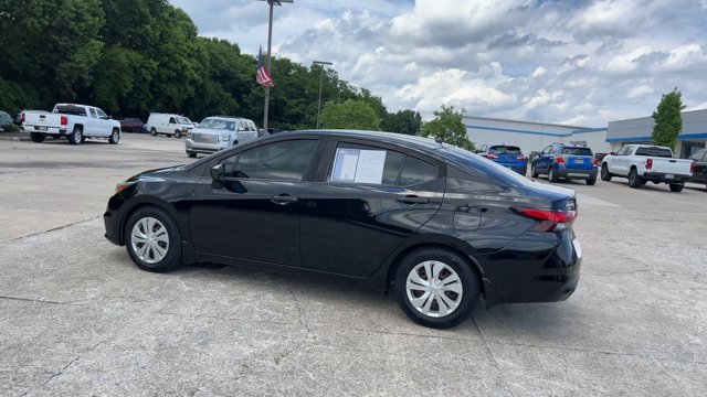 Used 2020 Nissan Versa S w/ Trunk Package FWD image 6