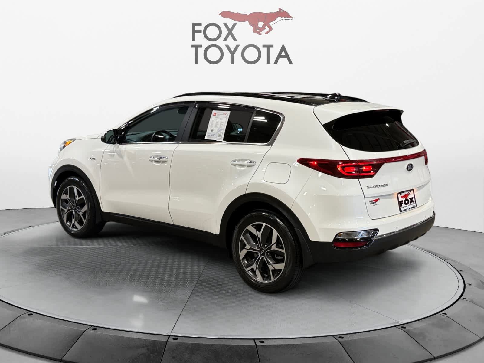 Used 2022 Kia Sportage EX w/ EX Technology Package AWD/4WD image 4
