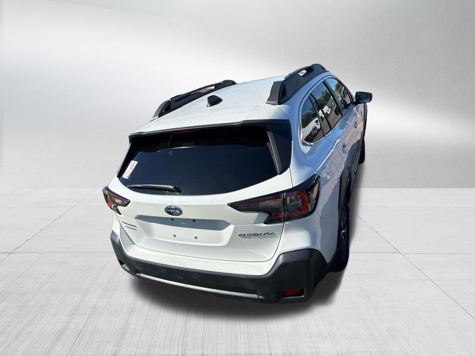 Used 2024 Subaru Outback Premium AWD/4WD image 9