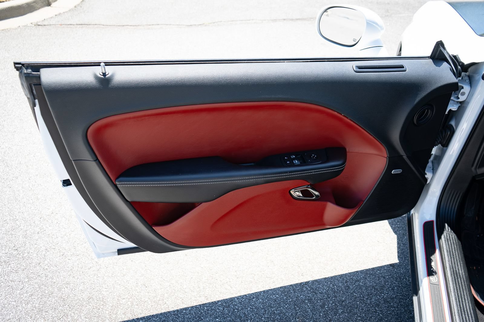 Used 2019 Dodge Challenger SRT Hellcat RWD image 29