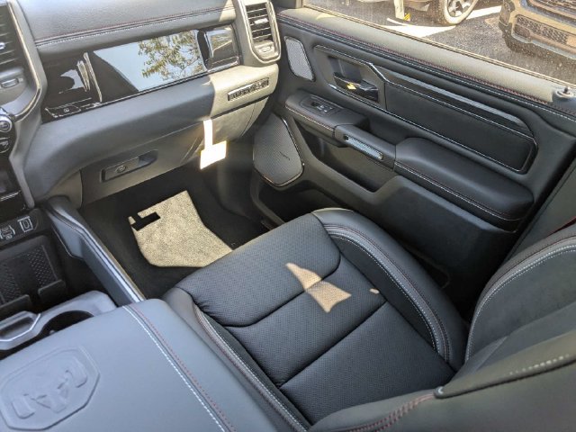 New 2026 RAM 1500 Laramie AWD/4WD image 19
