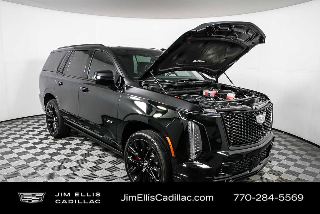 Certified 2025 Cadillac Escalade V w/ LPO, ONYX Package AWD/4WD image 36
