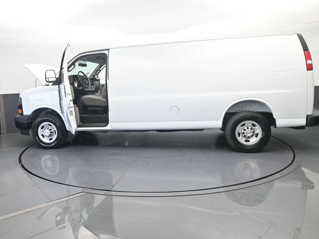 New 2026 Chevrolet Express 2500 Extended w/ Driver Convenience Package RWD image 64