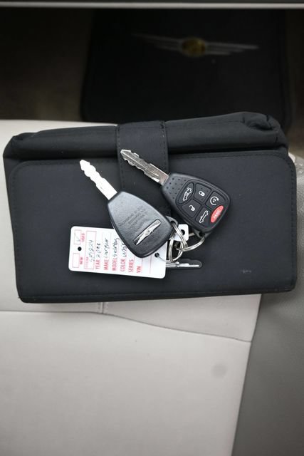 Used 2008 Chrysler Sebring Touring w/ Special Touring Group FWD image 11