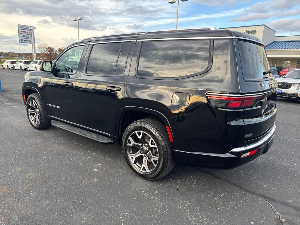 Used 2024 Jeep Wagoneer Series III image 3