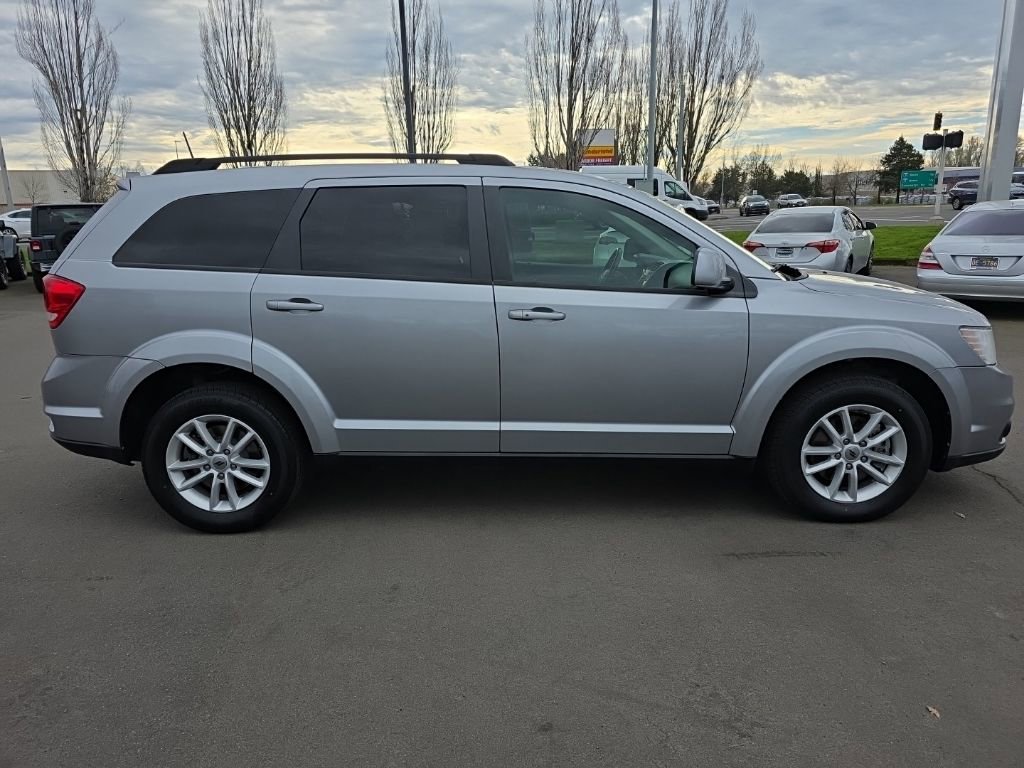 Used 2018 Dodge Journey SXT w/ Premium Group image 6