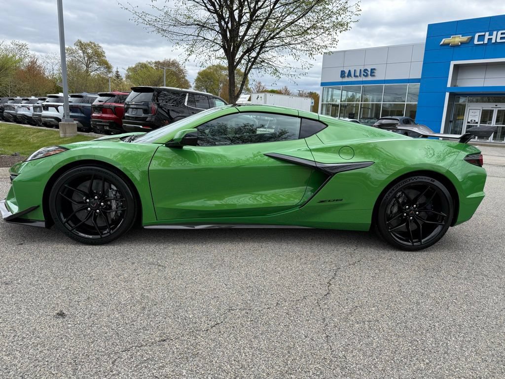 New 2026 Chevrolet Corvette Z06 RWD image 2