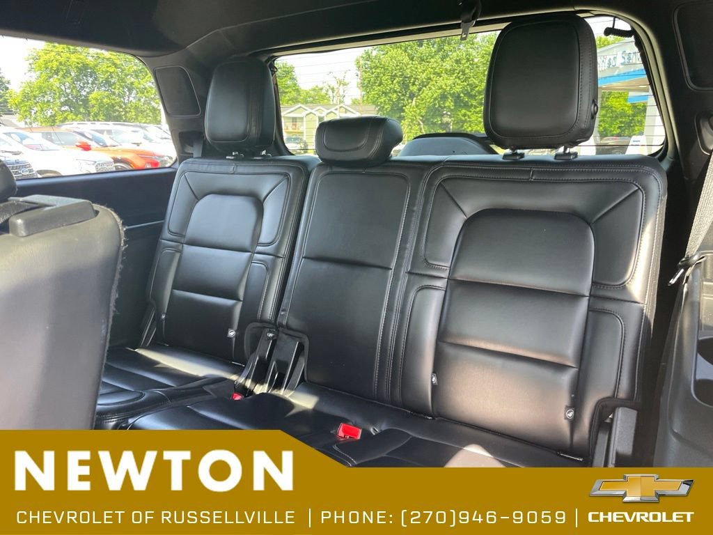Used 2020 Lincoln Navigator Reserve w/ Equipment Group 208A Reserve AWD/4WD image 15