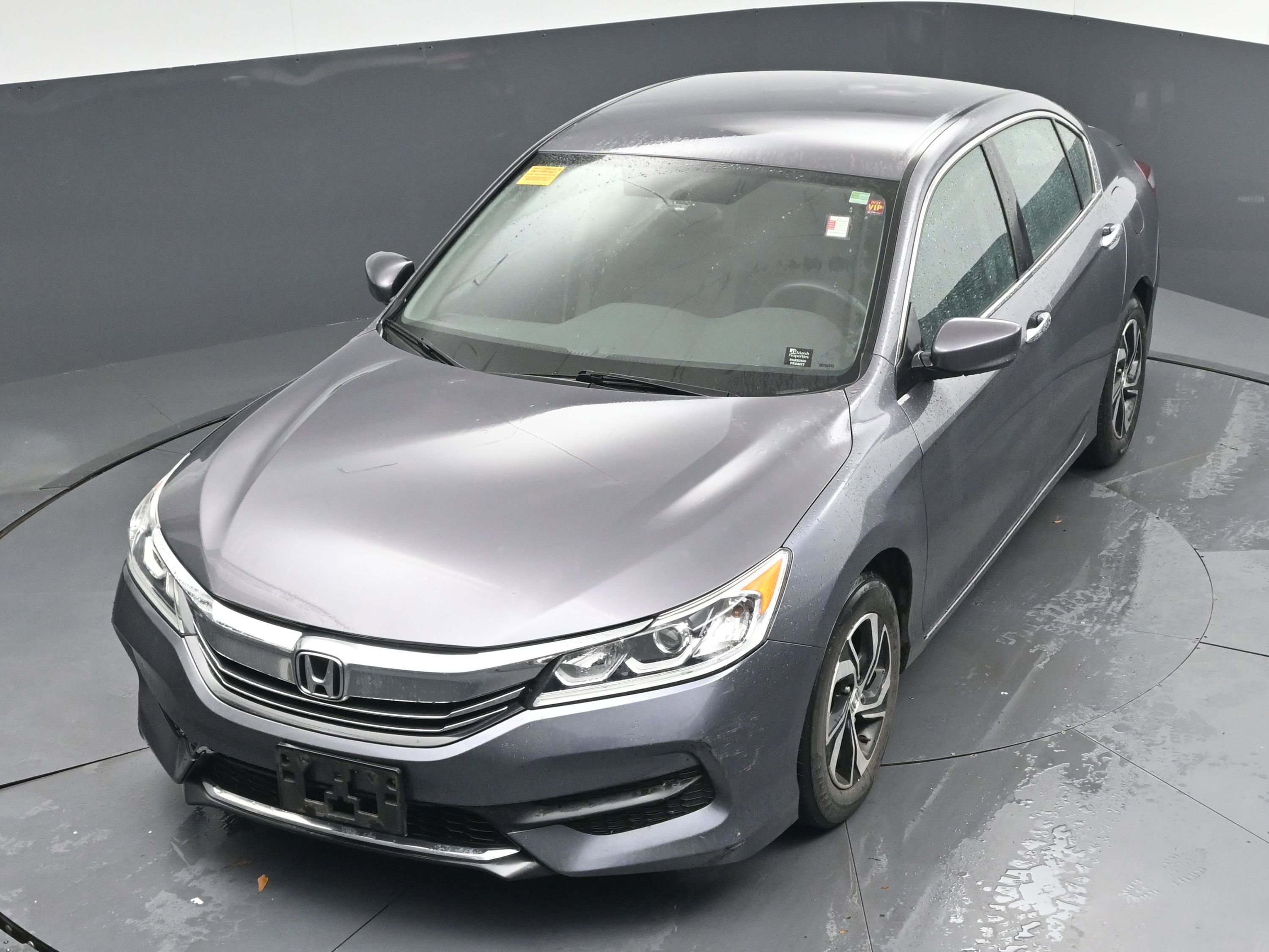 Used 2017 Honda Accord LX image 29