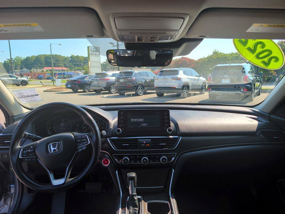 Used 2022 Honda Accord EX-L image 11