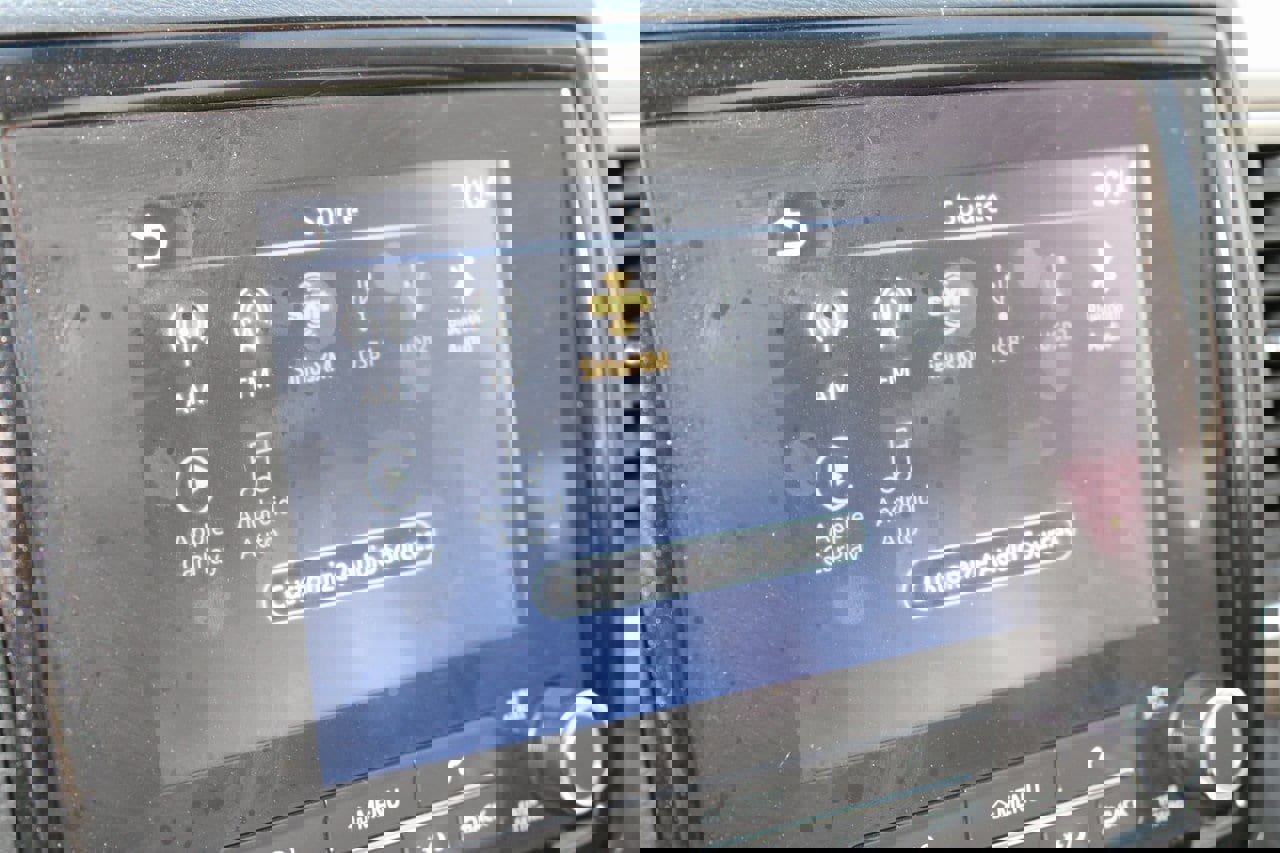 Used 2023 Nissan Frontier SV image 8