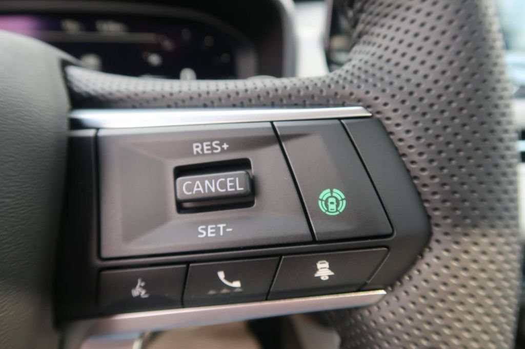 New 2025 Mitsubishi Outlander AWD image 29