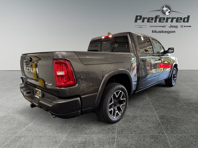 New 2026 RAM 1500 Laramie AWD/4WD image 17