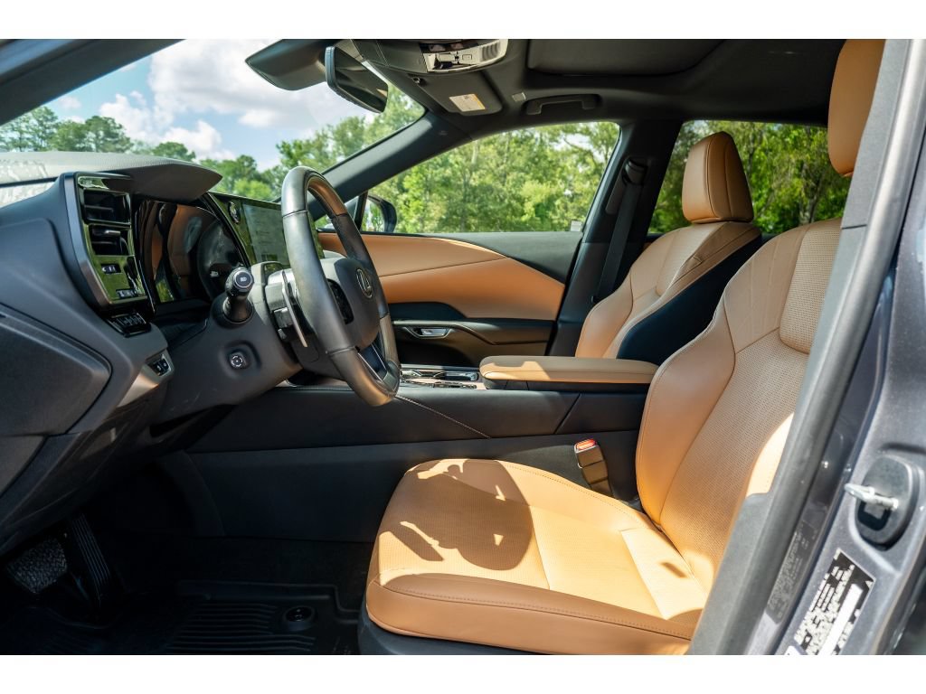 Used 2023 Lexus RX 350 Premium Plus w/ Accessory Package (Z1) AWD/4WD image 11