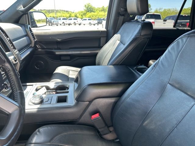 Used 2018 Ford Expedition XLT w/ Equipment Group 202A image 18