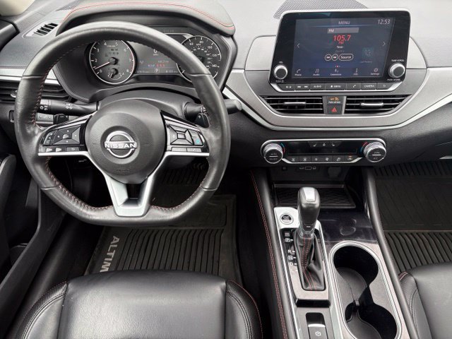 Used 2024 Nissan Altima 2.5 SR AWD/4WD image 3