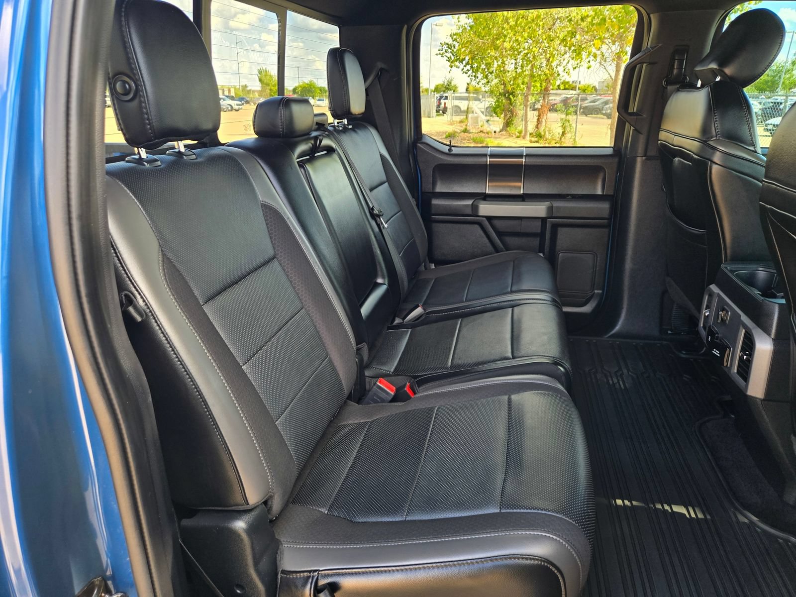 Used 2019 Ford F150 Raptor w/ Equipment Group 801A Mid AWD/4WD image 28