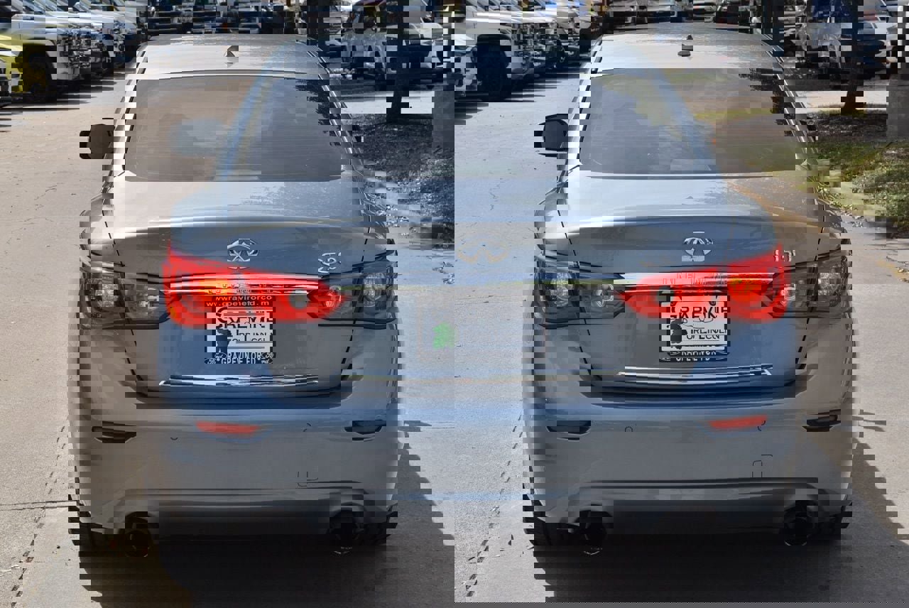 Used 2016 INFINITI Q50 3.0t Premium w/ Driver Assistance Package image 9