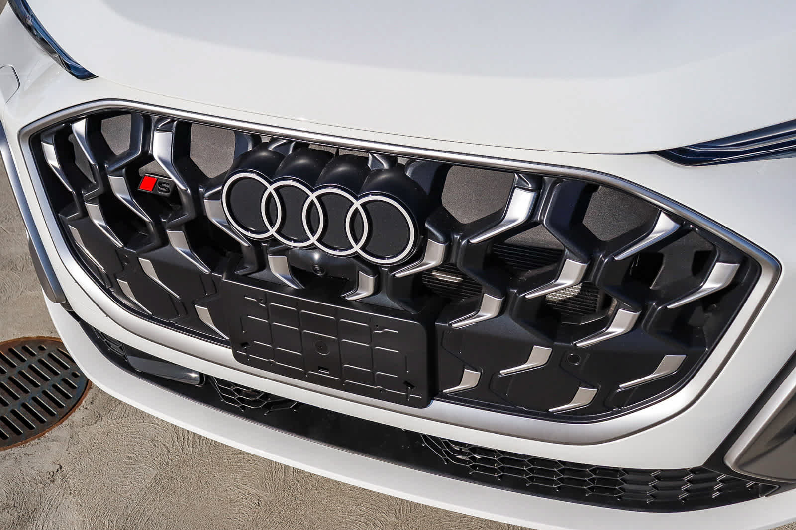 New 2025 Audi SQ5 Premium Plus AWD/4WD image 8