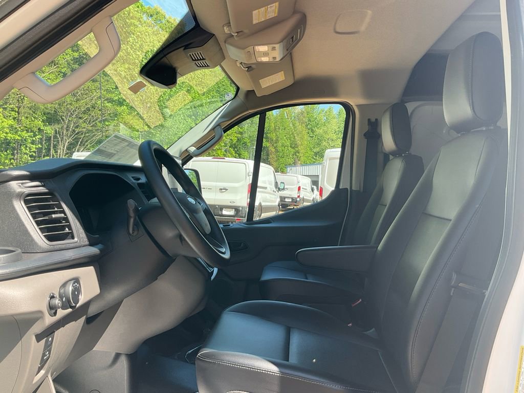 New 2026 Ford Transit 250 Low Roof RWD image 14