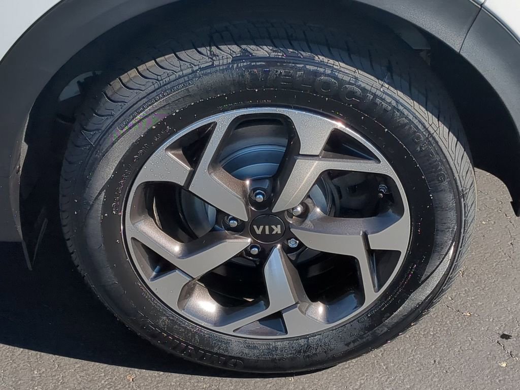 Used 2021 Kia Sportage LX image 10