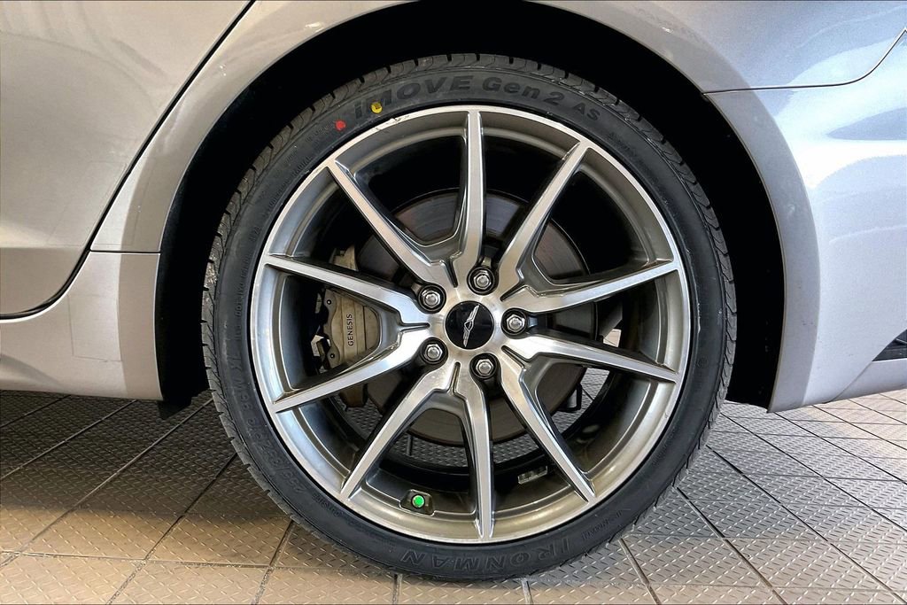 Used 2025 Genesis G70 2.5T AWD/4WD image 32