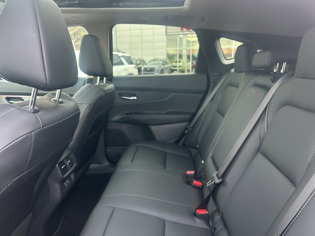 New 2026 Nissan Murano SL image 14