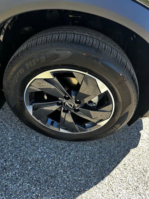 New 2026 Nissan Rogue SV image 10