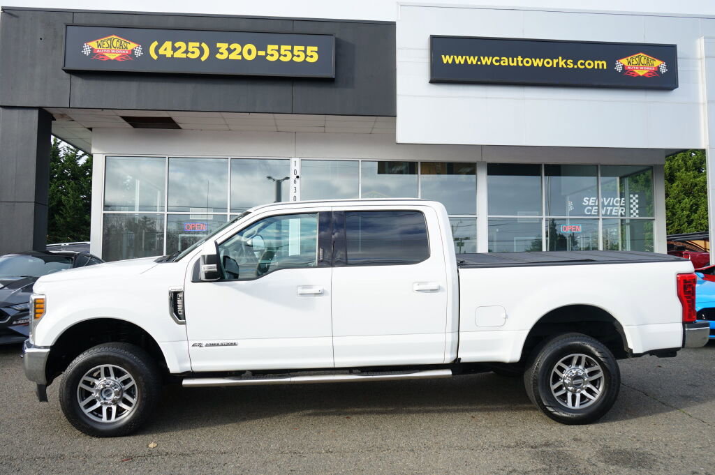 Used 2019 Ford F250 Lariat w/ Lariat Value Package image 2