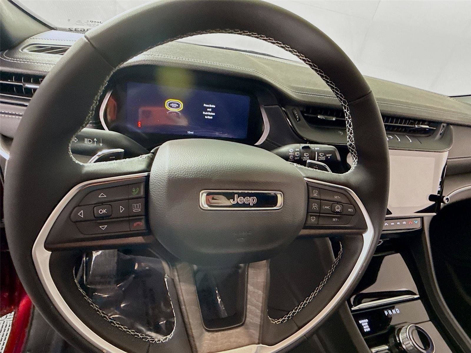New 2026 Jeep Grand Cherokee Altitude AWD/4WD image 5