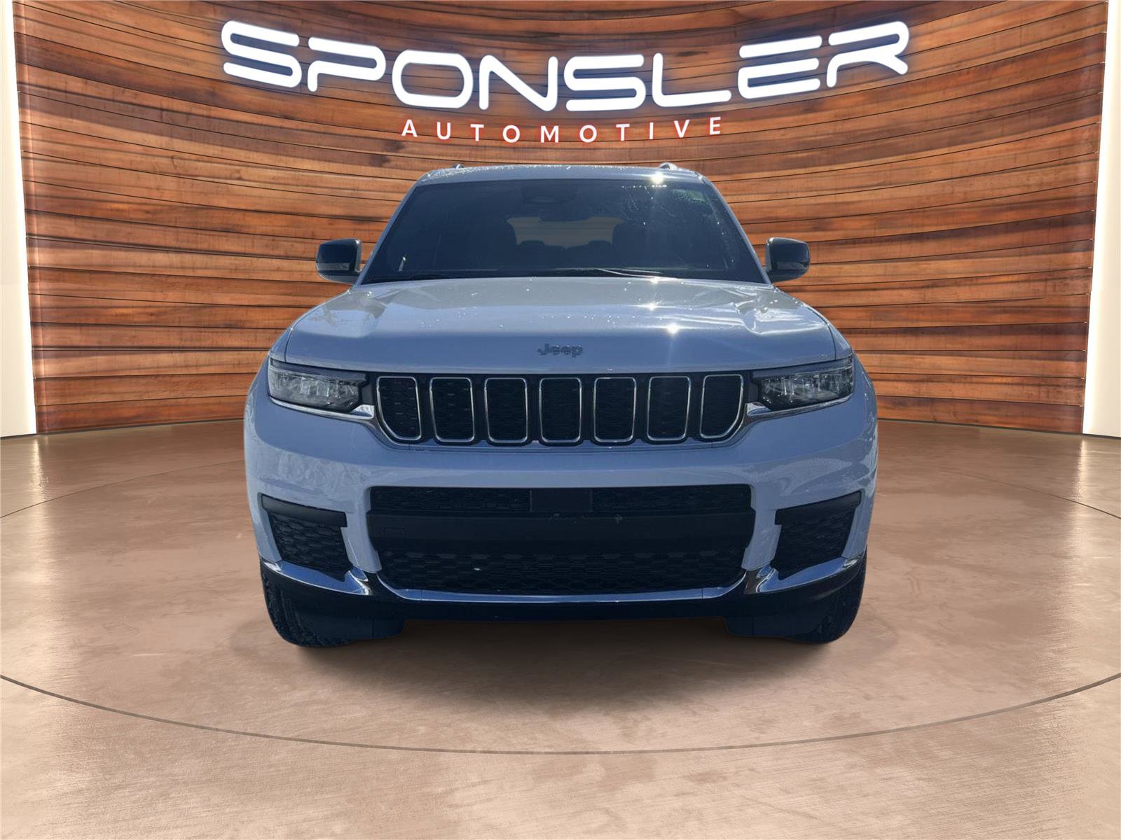 New 2026 Jeep Grand Cherokee L Laredo image 9