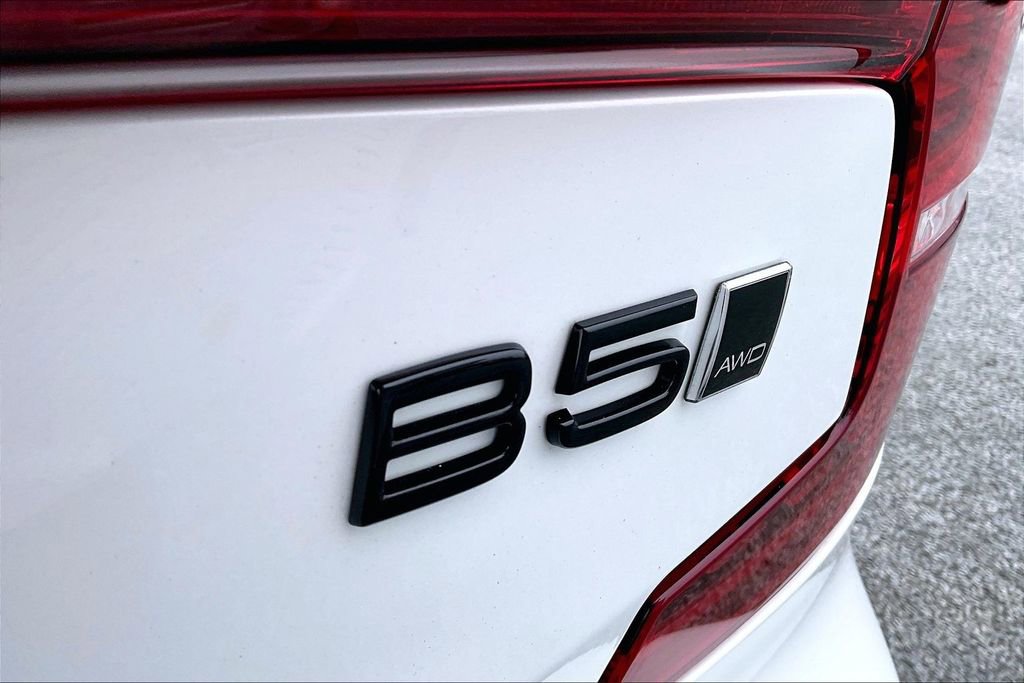 Certified 2023 Volvo S60 B5 Plus w/ Climate Package image 24
