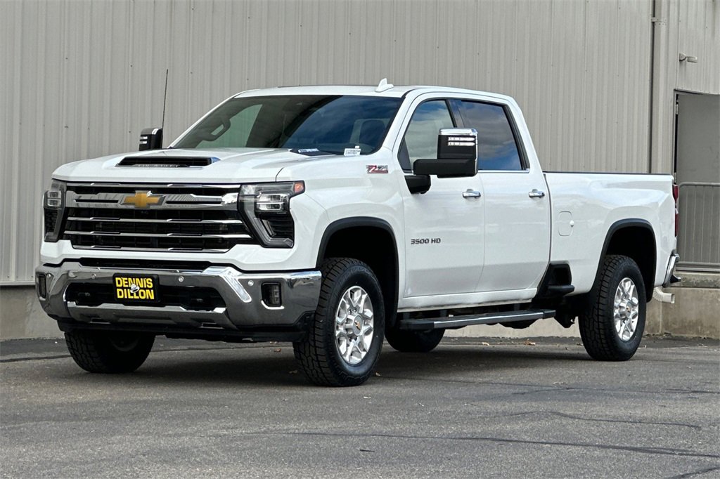 Used 2024 Chevrolet Silverado 3500 LTZ w/ LTZ Convenience Package image 9